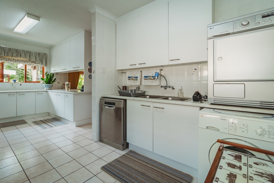 3 Bedroom Property for Sale in Bergsig Western Cape